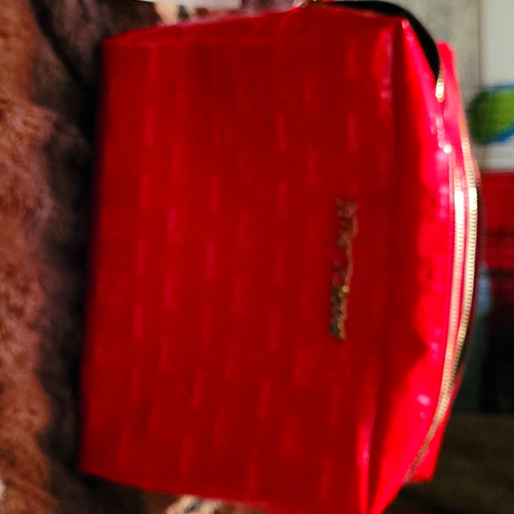 Large Wristlet/cosmetic bag *Betsey Johnson